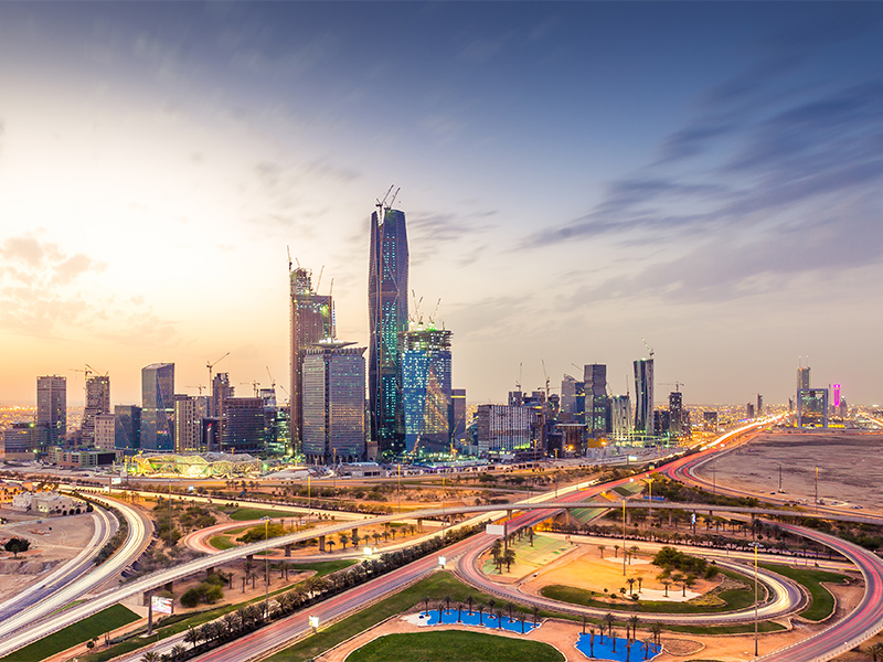 Benefits of Investing in Saudi Arabia A Look at the Growing Economy